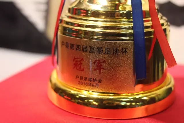 比弗-琼斯回顾挑战重重的一季，坚定留在切尔西追梦